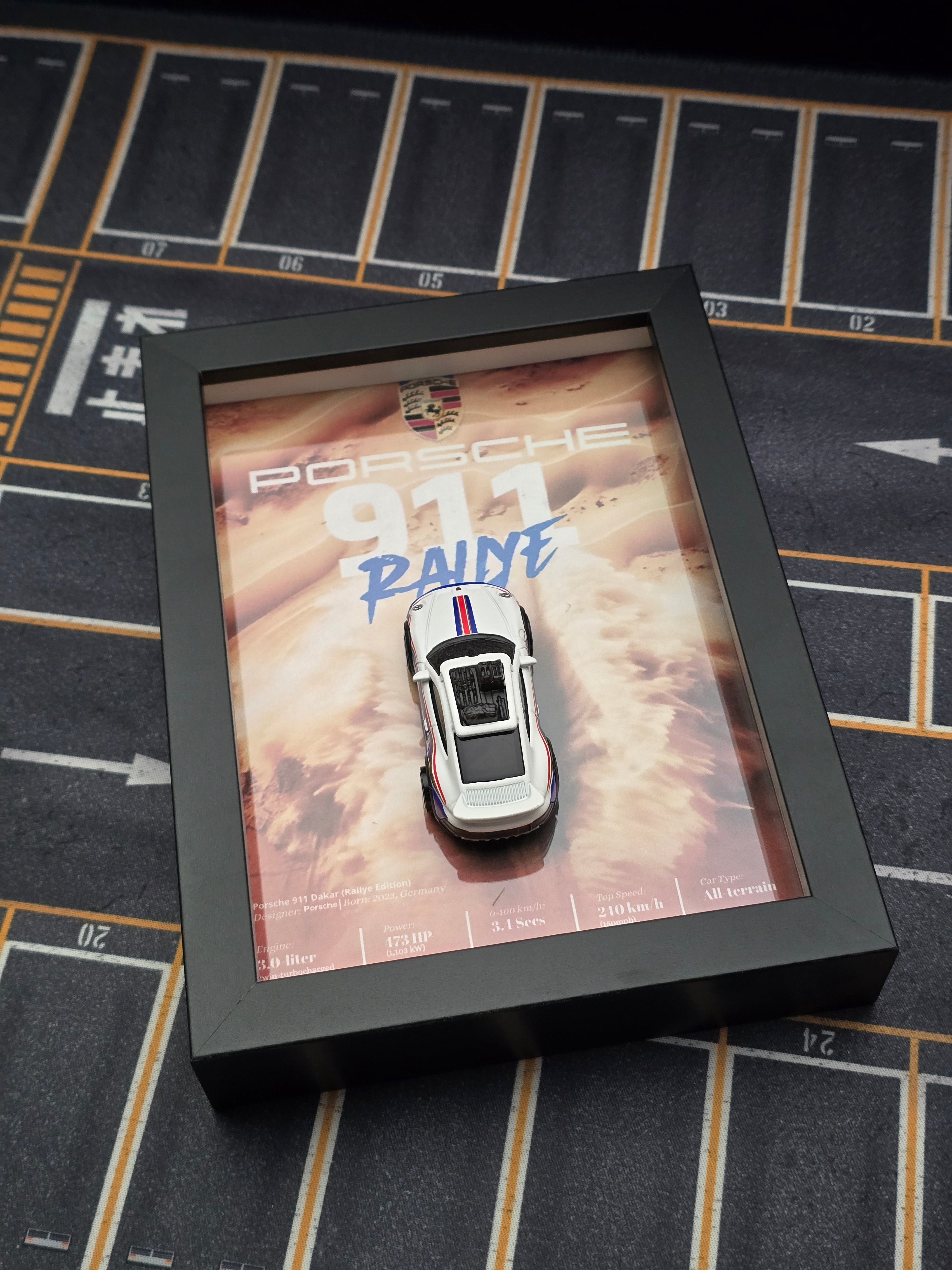 Porsche 911 Dakar Framed Display